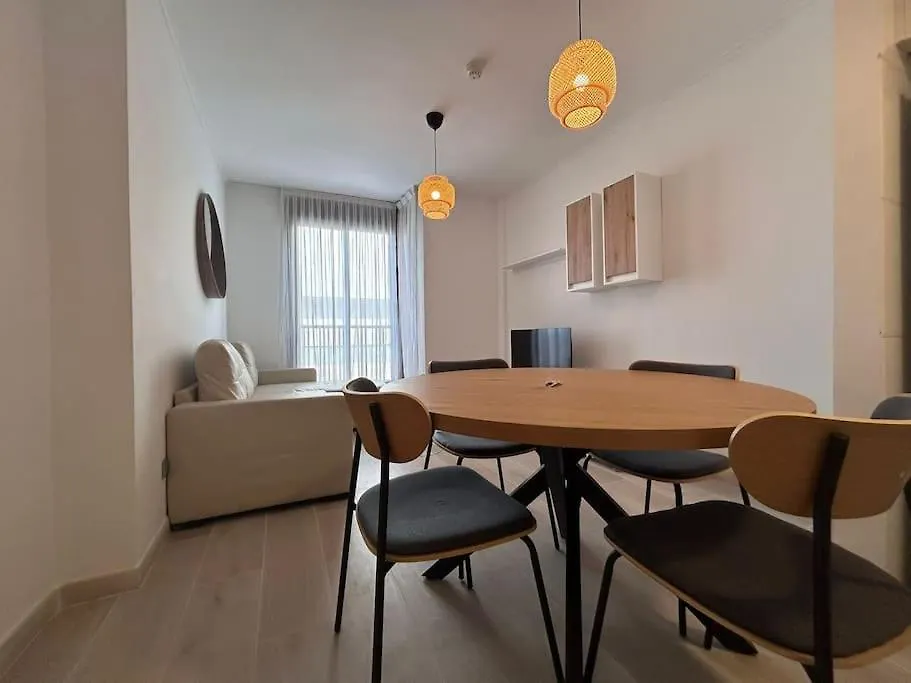 Beautiful Apartment With Pool And Padel - Belfast Madrid