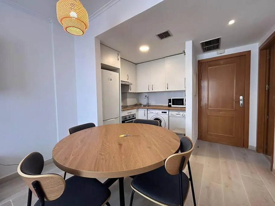 Beautiful Apartment With Pool And Padel - Belfast Madrid